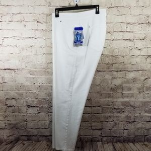 Peter Nygard Luxe Denim Slims Plus Size White Jean